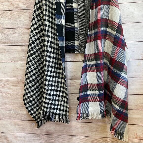 STEVE MADDEN MIXED MEDIA OVERSIZED SCARF/WRAP - Picture 3 of 7